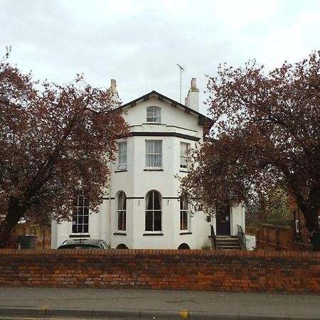 Belle Vue House Hotel 雷丁 外观 照片