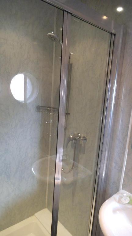 Belle Vue House Hotel 雷丁 客房 照片