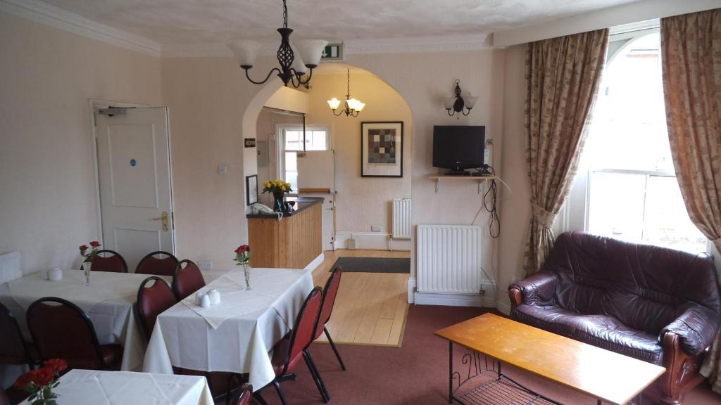 Belle Vue House Hotel 雷丁 外观 照片